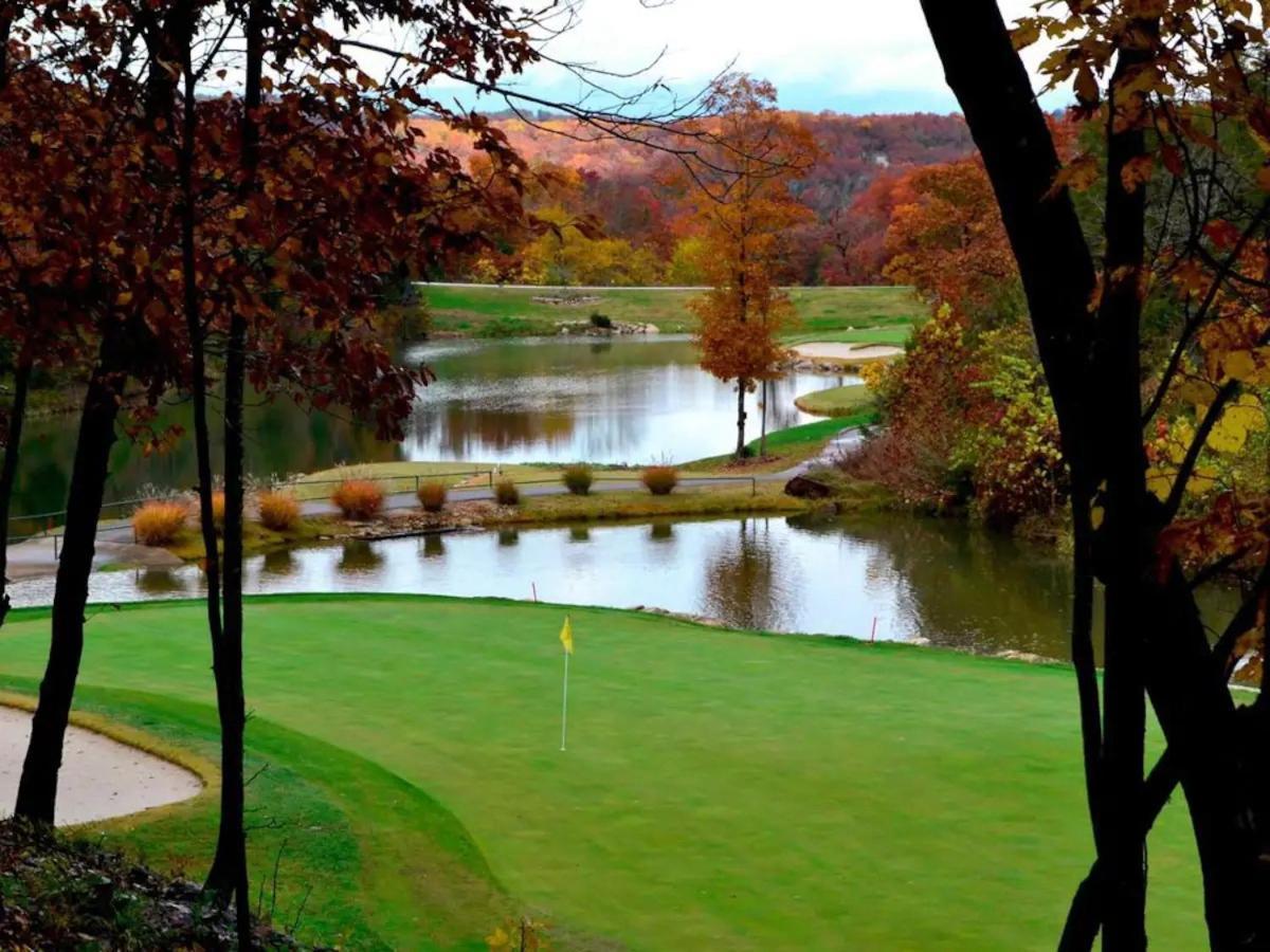Golf On Site - Walk-In Shower - Jetted Tub - Free Attraction Tickets Included Branson Exterior photo