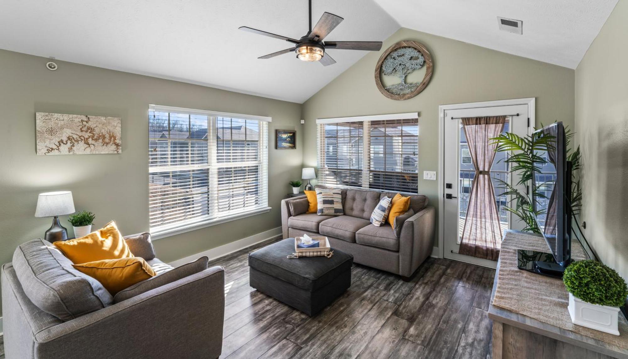 Golf On Site - Walk-In Shower - Jetted Tub - Free Attraction Tickets Included Branson Exterior photo